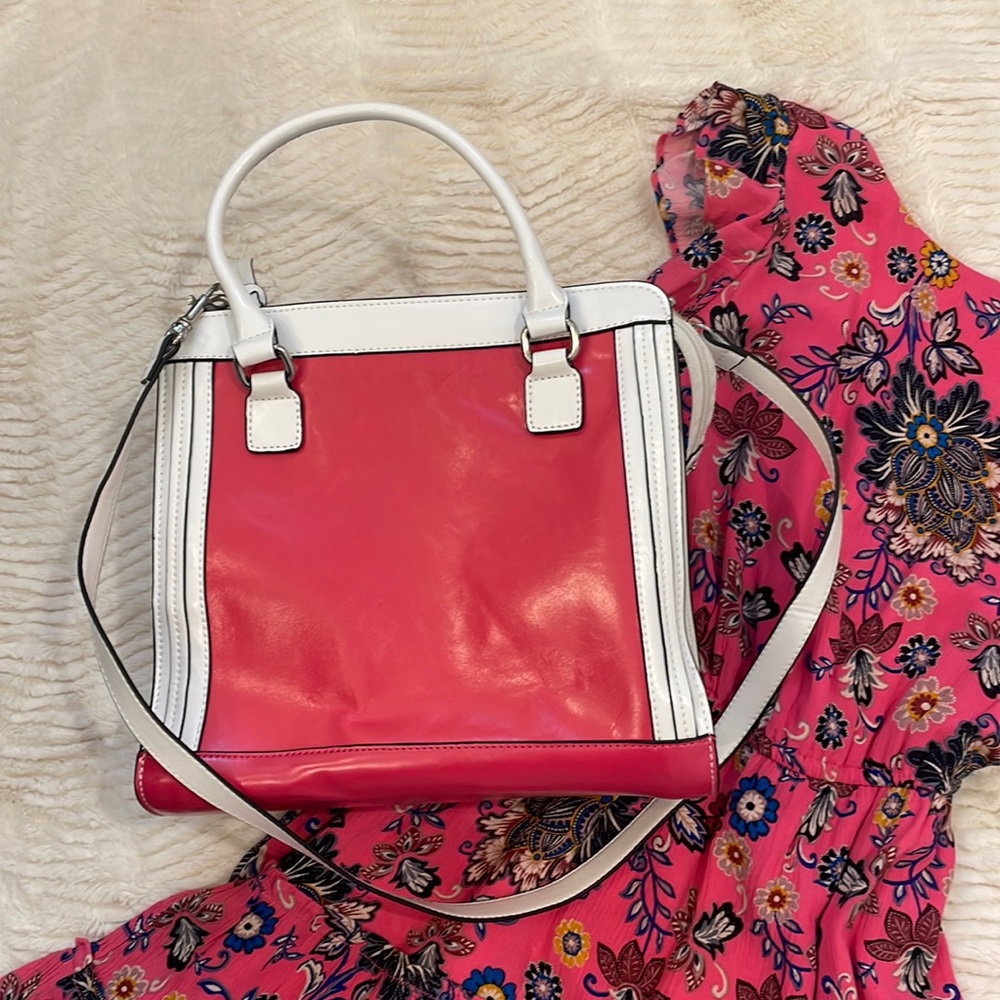 NWOT GIANI BERNINI Leather Handbag Purse Pink White